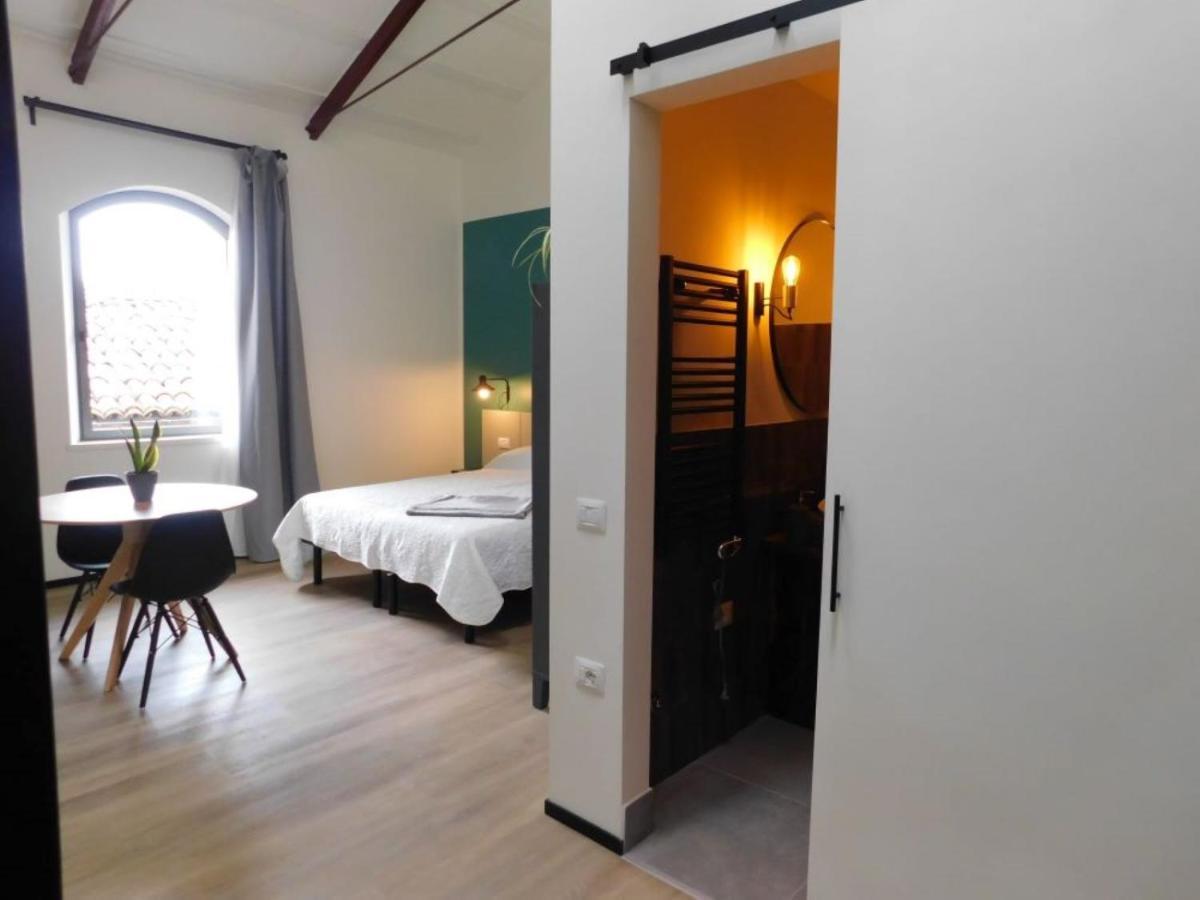 Piumaviola Beds & Apartments 파르마 외부 사진