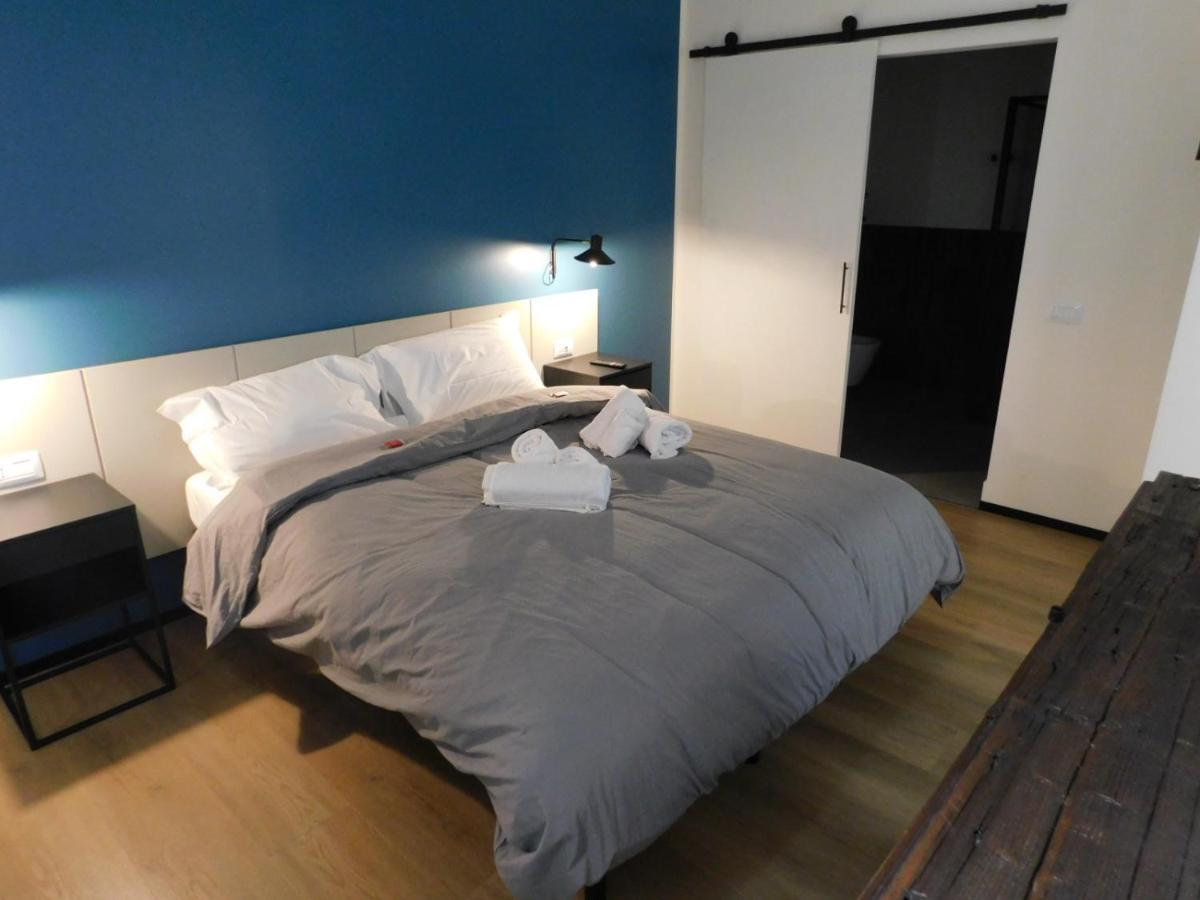 Piumaviola Beds & Apartments 파르마 외부 사진