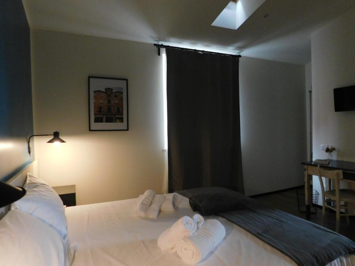 Piumaviola Beds & Apartments 파르마 외부 사진